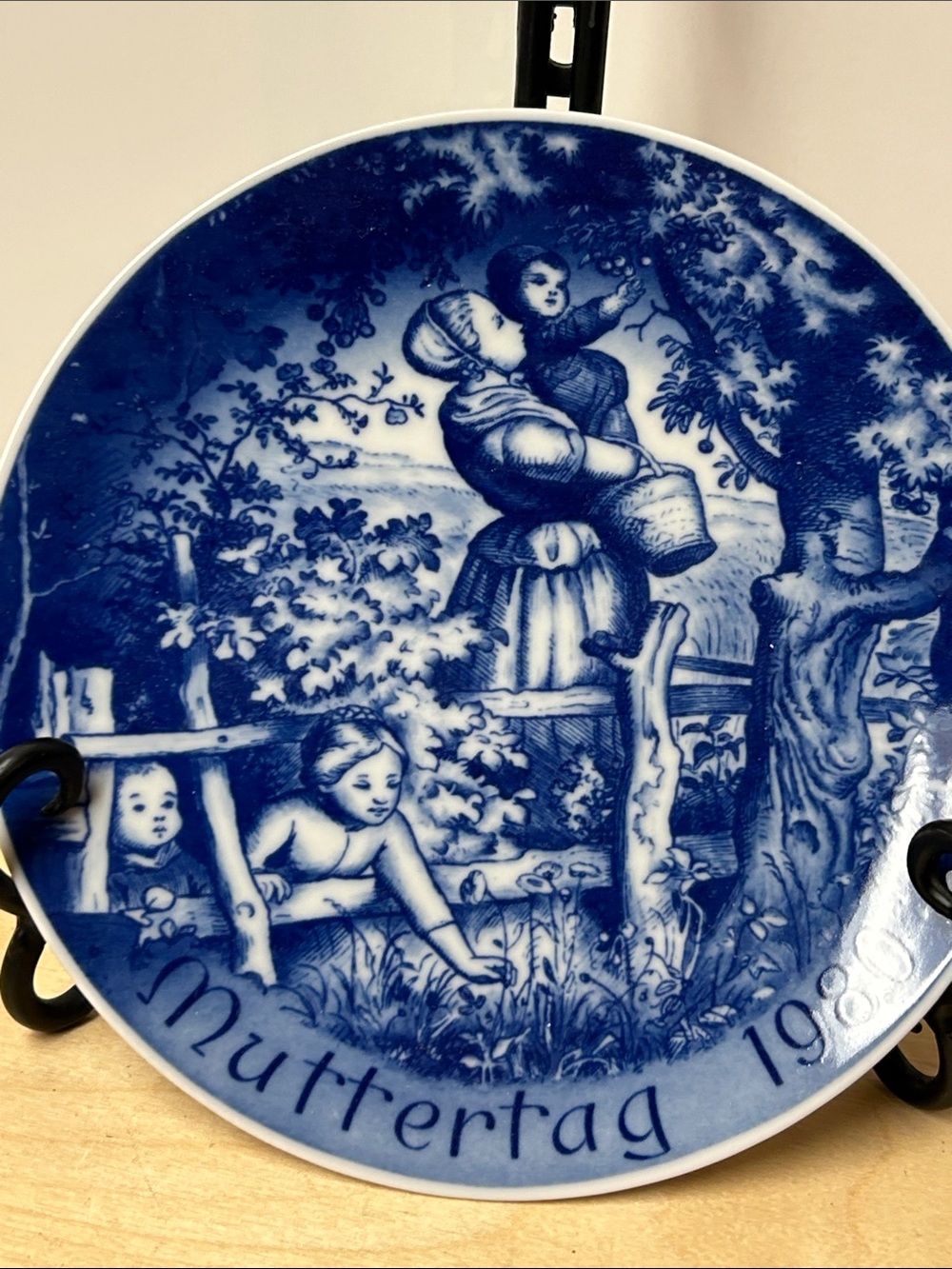1980 MOTHER'S DAY BAREUTHER LIMITED EDITION MOTHER'S PLATE BAVARIA GERMANY
